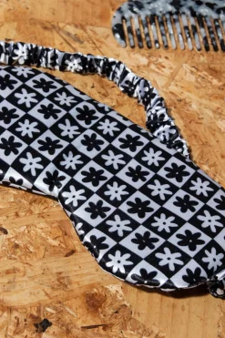 Daisy Street Eye Mask Comb And Scrunchie Set- Accessories
