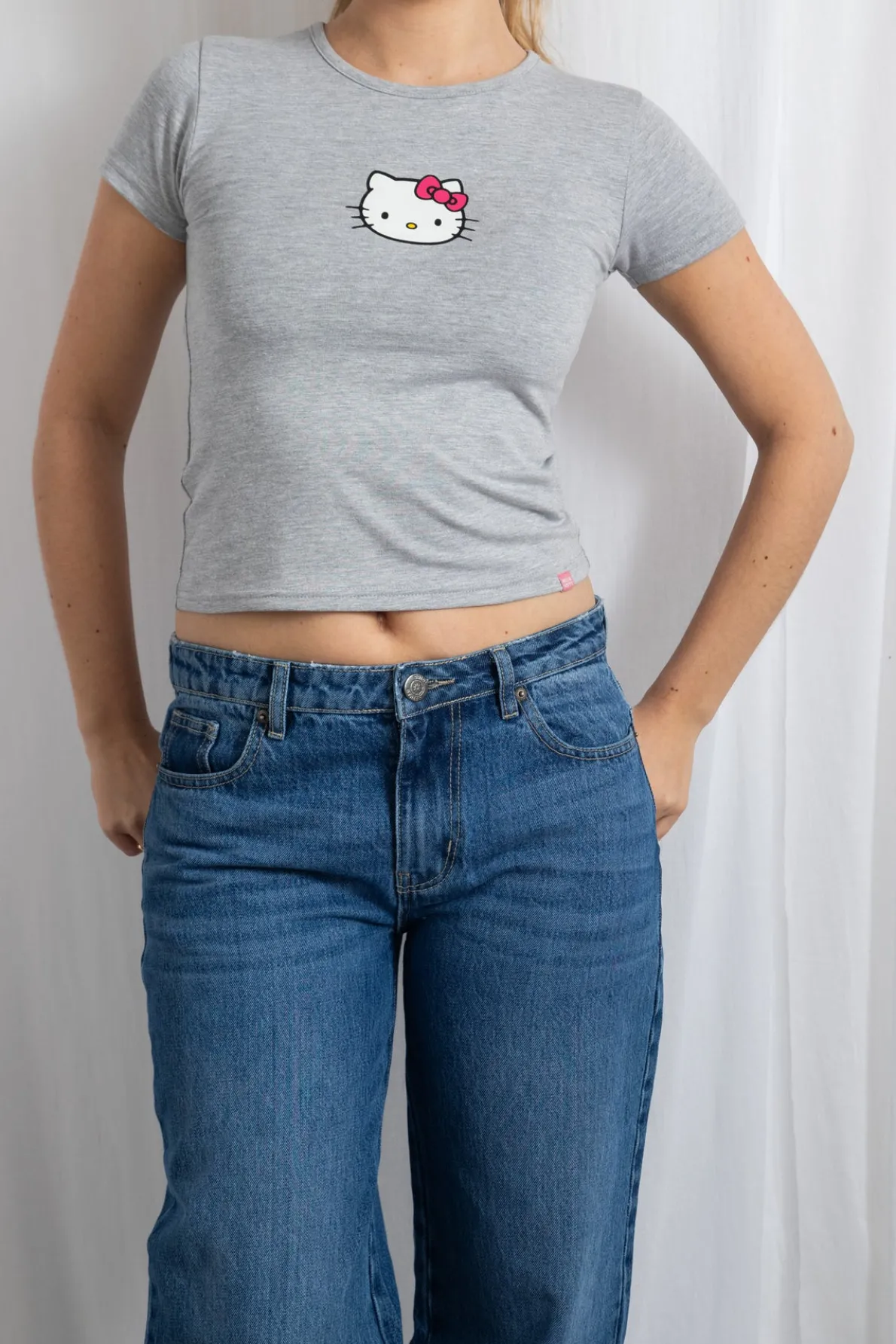 Daisy Street Hello Kitty Cropped Baby Tee-Women Tops | T-Shirts