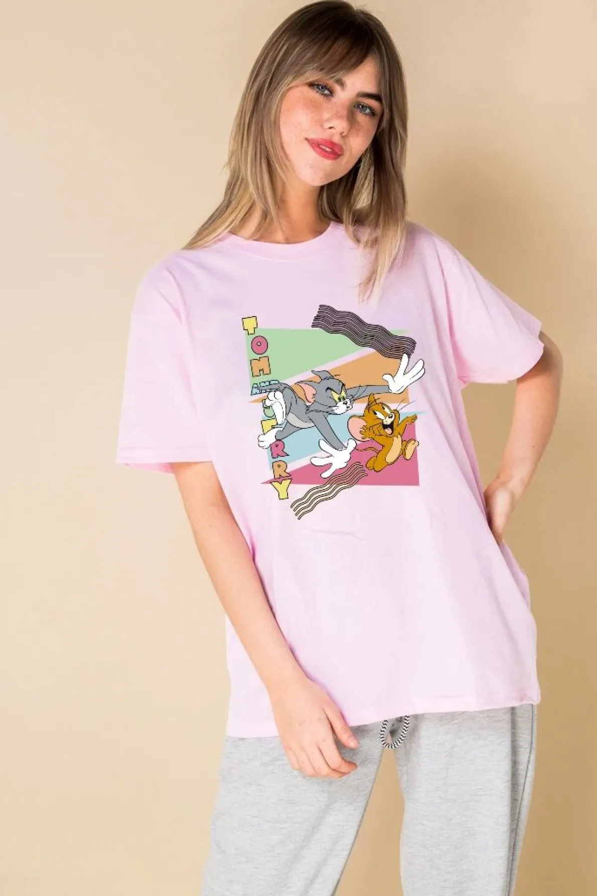 Daisy Street Licensed Relaxed T-Shirt With Tom and Jerry 90's Print-Women T-Shirts