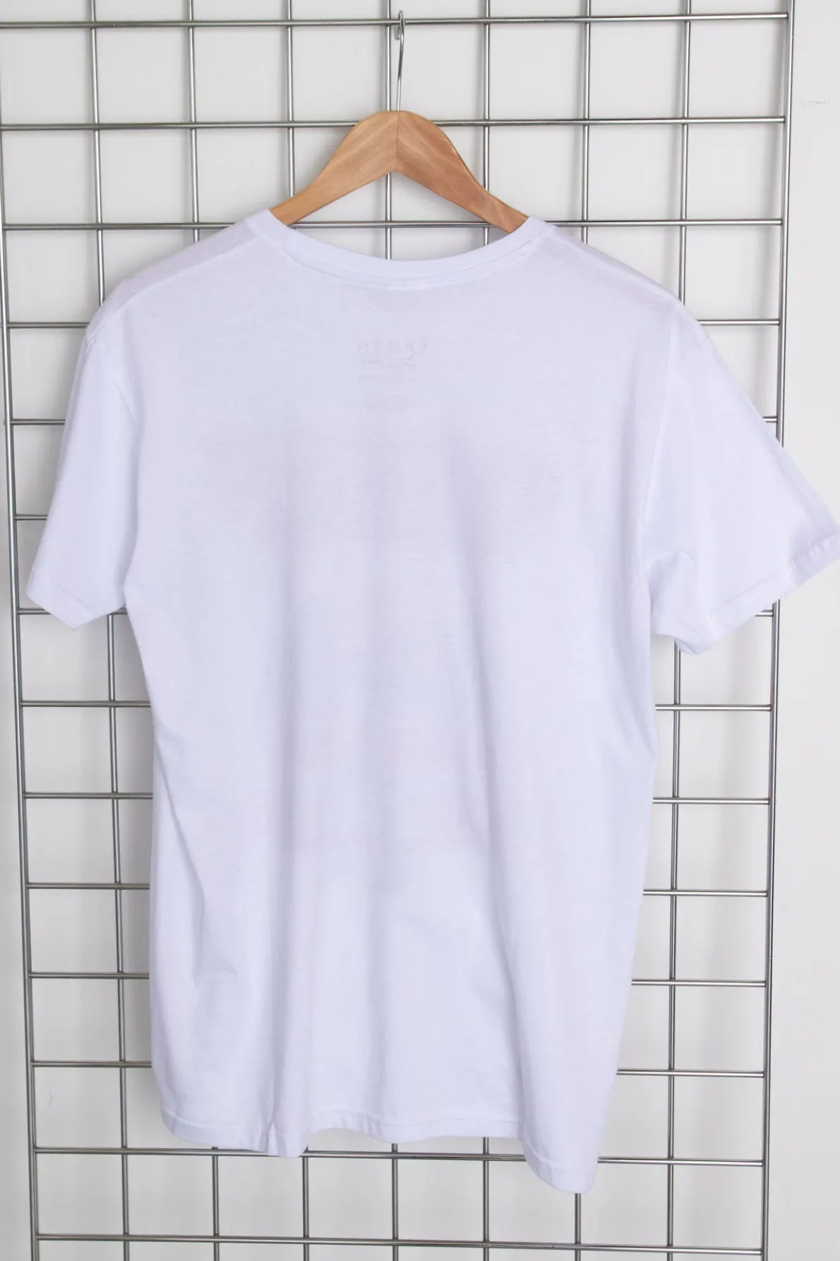 Daisy Street Licensed Relaxed T-Shirt With Queen Tour 1976 Print-Women T-Shirts