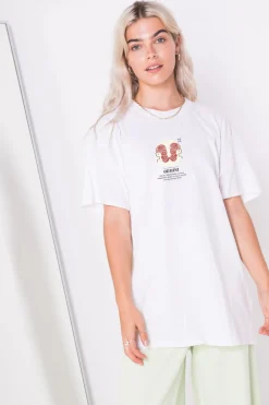 Daisy Street Relaxed T-Shirt with Gemini Print-Women T-Shirts