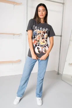 Daisy Street Relaxed T-Shirt with Friends Forever Print-Women T-Shirts