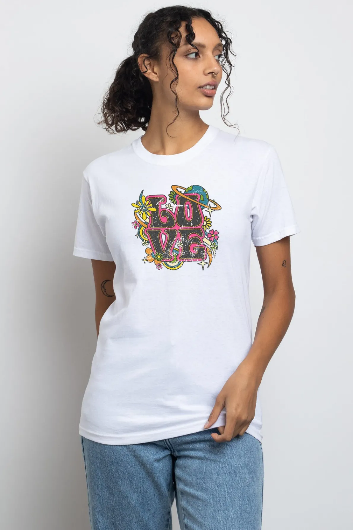 Daisy Street Relaxed T-Shirt with Love Print-Women T-Shirts