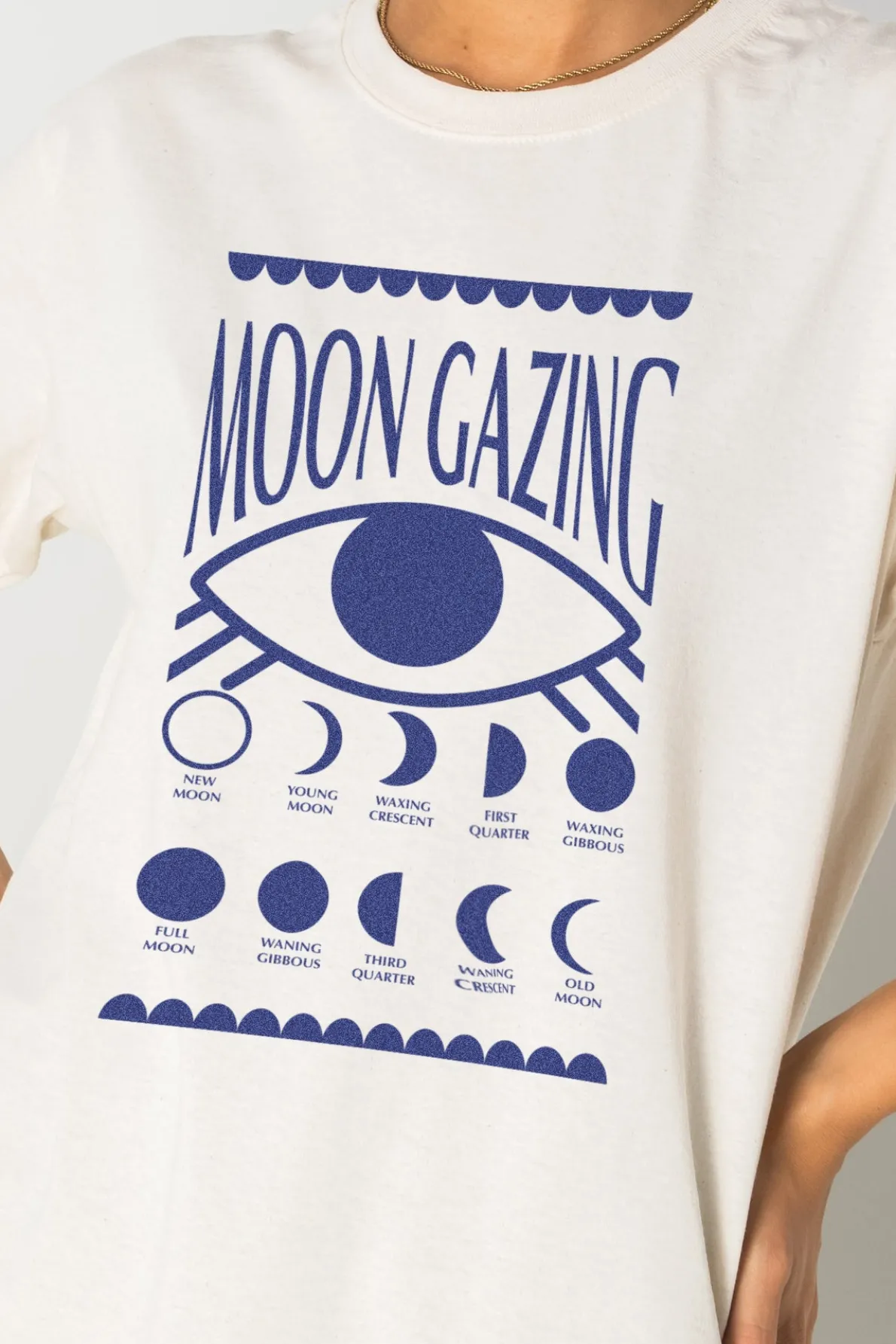 Daisy Street Relaxed T-Shirt with Moon Gazing Print-Women T-Shirts