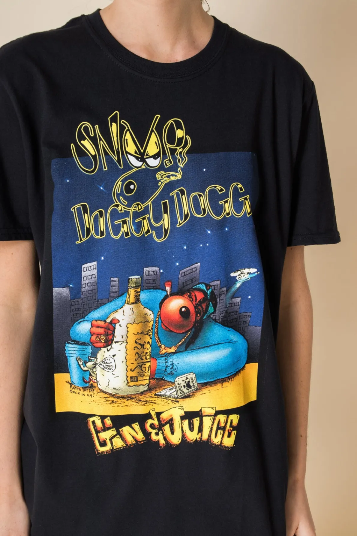 Daisy Street Relaxed T-Shirt with Snoop Dogg Gin and Juice Print-Women Band Tees
